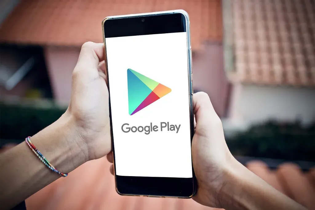 Wydanie aplikacji mobilnej w App Store i Google Play